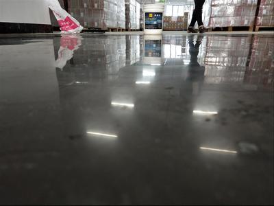 旧地面翻新与地坪材料研发 应对起灰起沙问题的系统解决方案